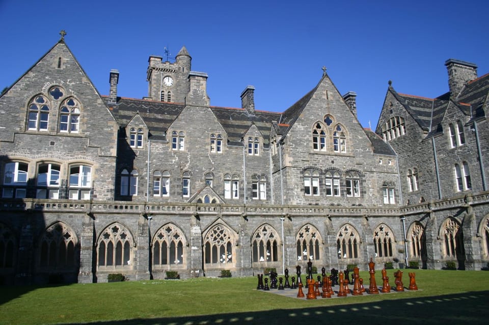 Property building, Garden