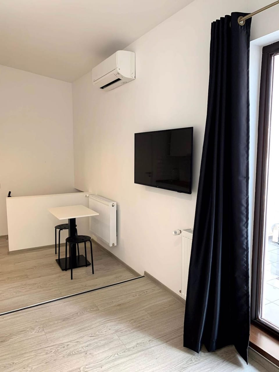 Central apartment with balcony Apartment in Cluj-Napoca