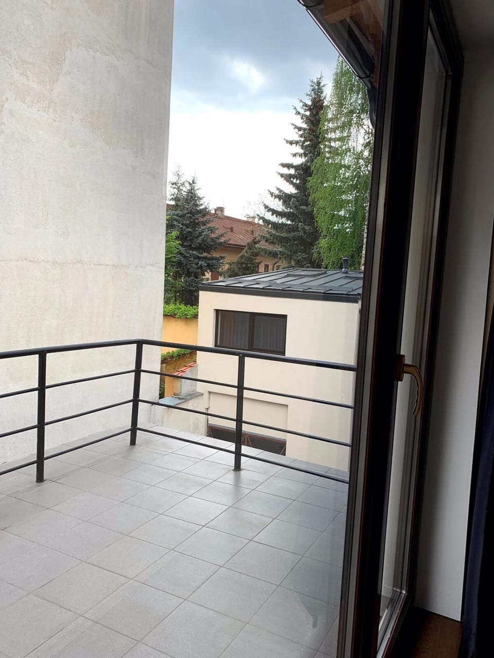 Central apartment with balcony Apartment in Cluj-Napoca