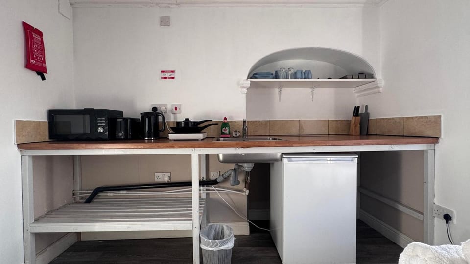 Coffee/tea facilities, Kitchen or kitchenette, dishwasher, toaster