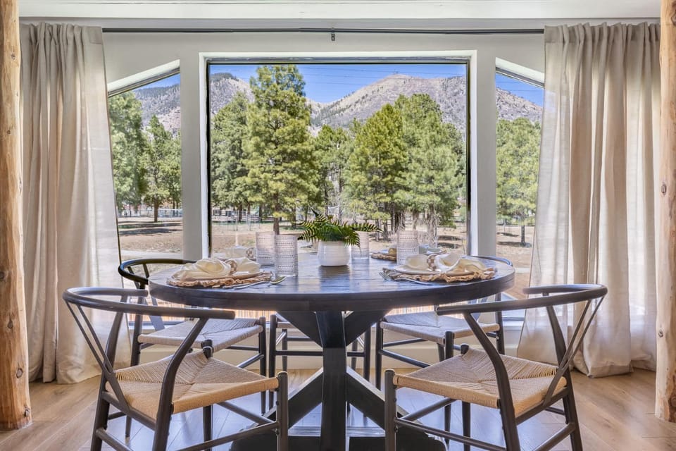 Relaxing Mountain Haven by Nature's Doorstep House in Flagstaff