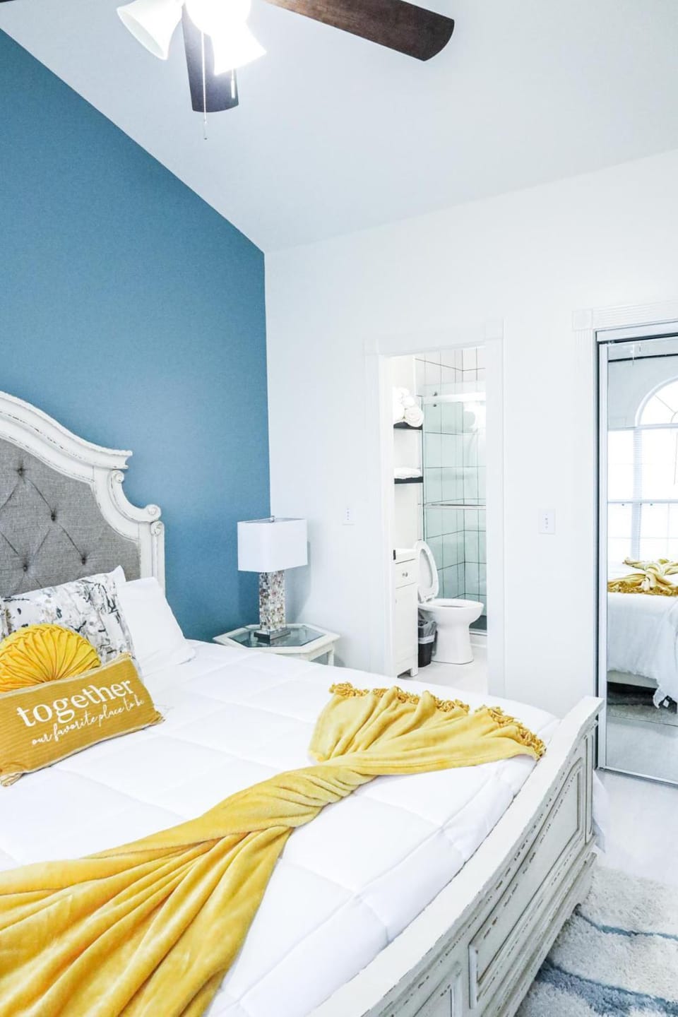Bathroom, Photo of the whole room, Bedroom