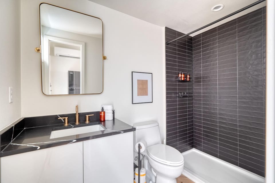 Stay Portland - Alberta Arts Studio - Walk to Cafés & Culture Inn in Portland