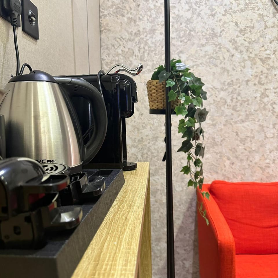 Seating area, minibar