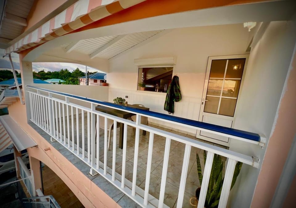 L'écrin vert et bleu House in Leeward Islands