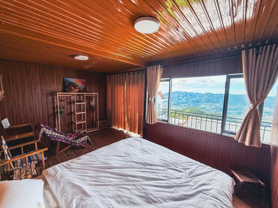 Bed, Natural landscape, View (from property/room), Photo of the whole room, Bedroom, Mountain view