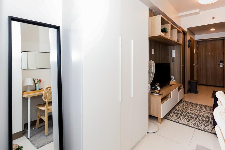 TV and multimedia, Living room, Dining area