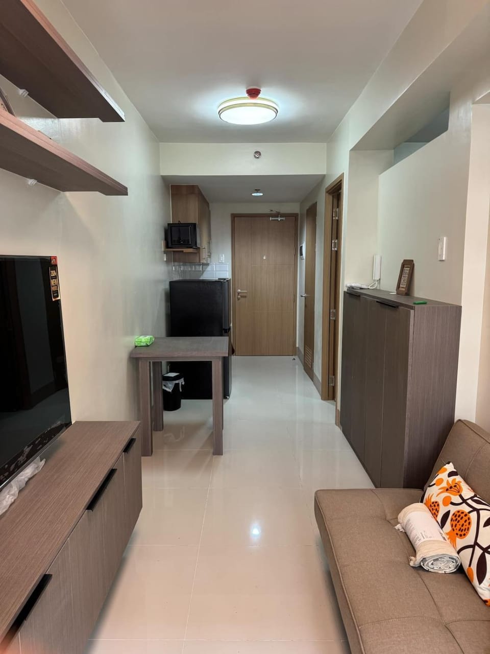 BangtanStay by Bunjarci Shore 3 - MOA Complex Apartment in Pasay