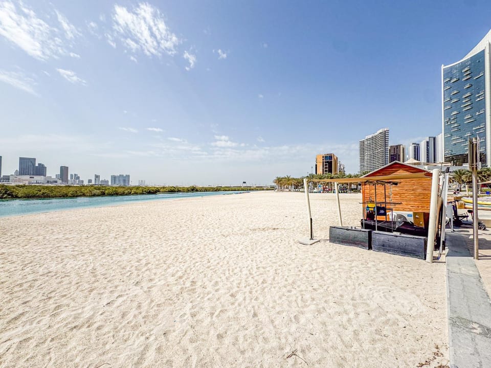 Elegant Studio - Full Mangrove View - Beach - Reem Apartment in Abu Dhabi