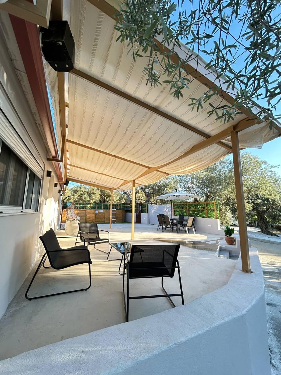 Patio, Garden, Balcony/Terrace