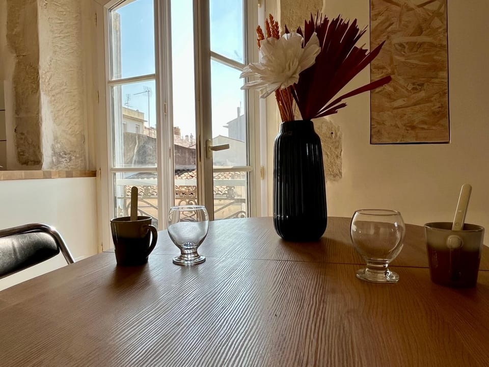 Le Mondrian Apartment in Nimes