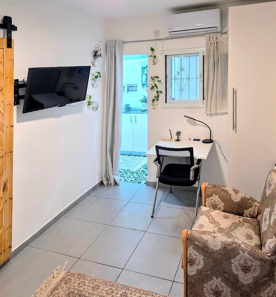 A country house in the city Apartment in Tel Aviv District