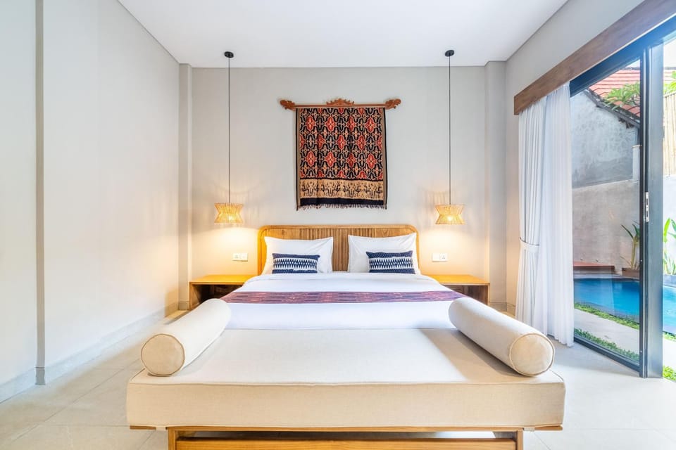 Arusa Home Bali - Luxury Private Suites Canggu Bed and Breakfast in North Kuta
