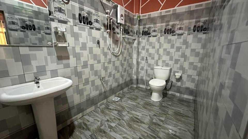 Toilet, Bathroom