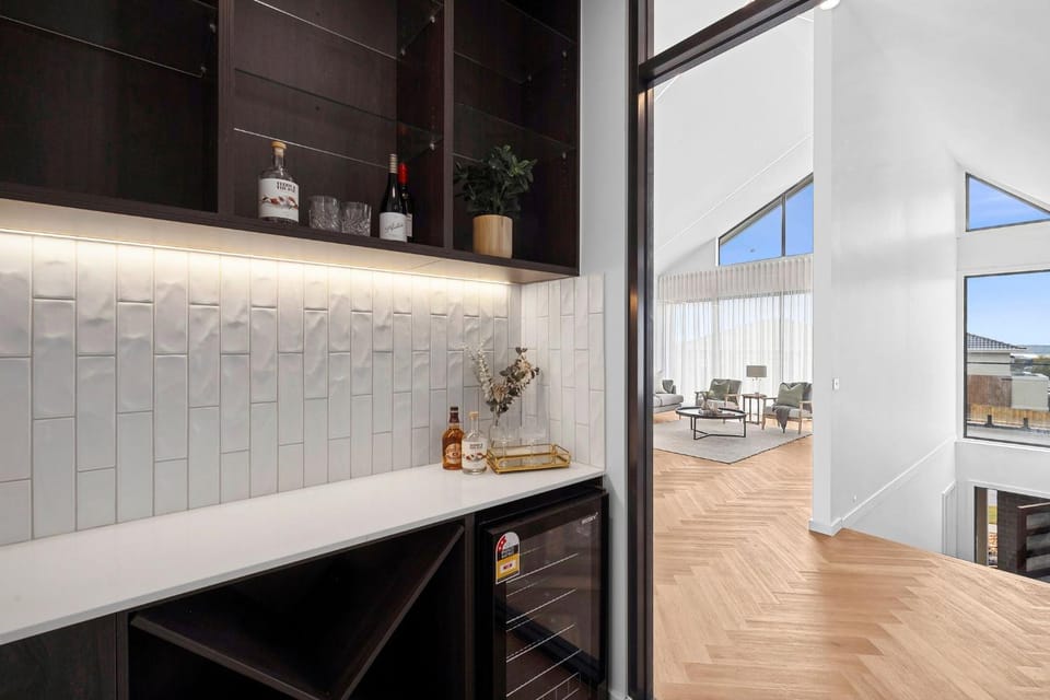 Lounge or bar, minibar