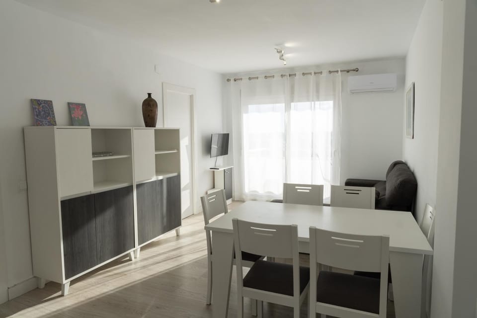 Apartamento con piscina a pocos metros de la playa Apartment in Montsià