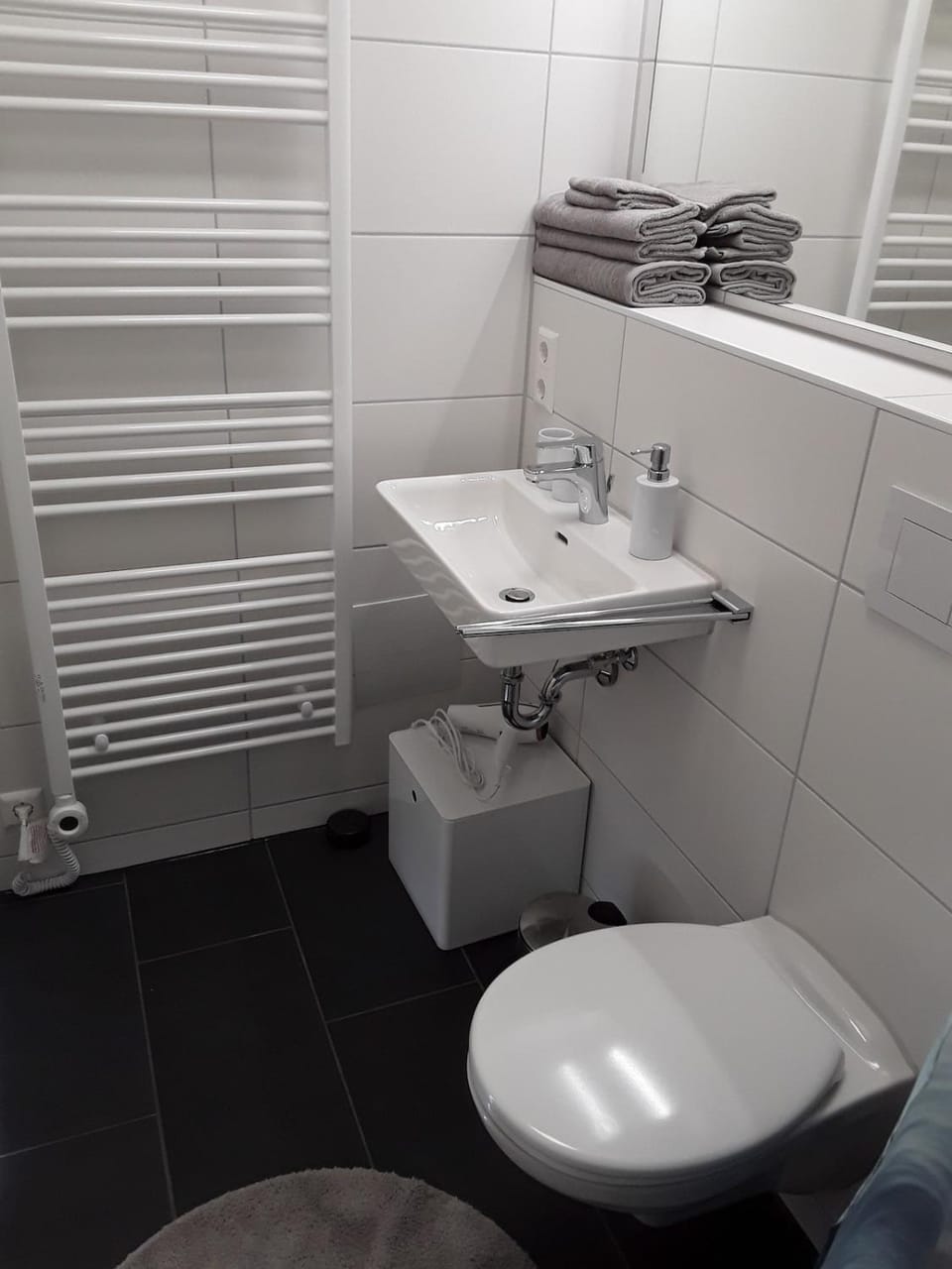 Modernes stylisches Apartment, neu und stadtnah Apartment in Tübingen