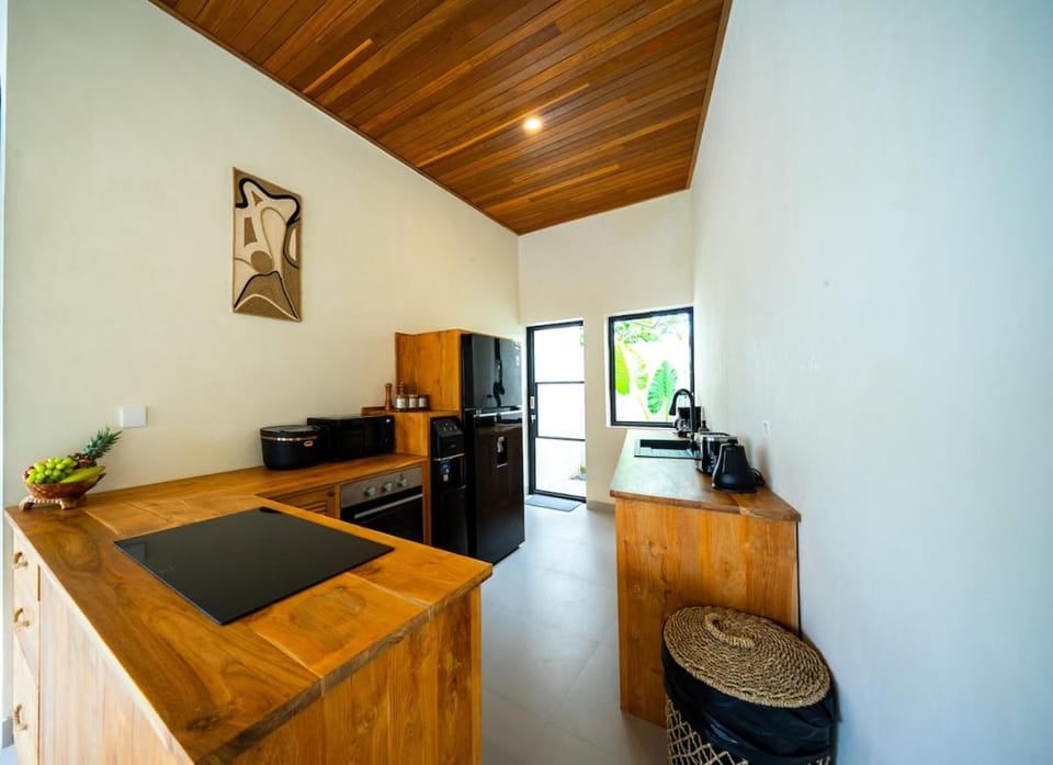 Villa Anjani - Tranquil 2BR Private Pool Near Seminyak & Canggu Villa in North Kuta