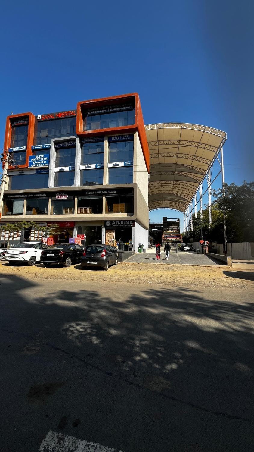 Hotel Shree Hari Om Residency Bed and Breakfast in Gujarat