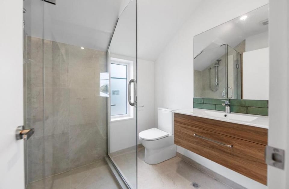 Modern Heritage 2BR Home House in Christchurch