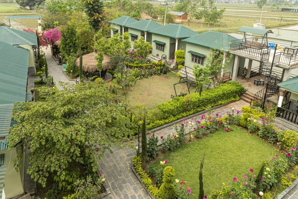 Property building, Natural landscape, Garden, Garden view