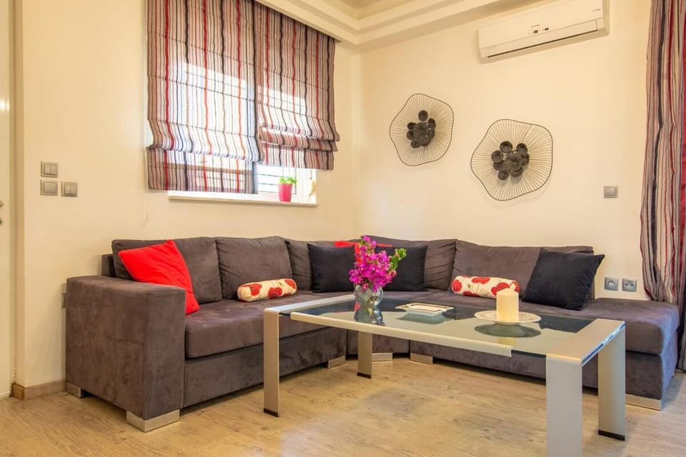 Living room, Seating area, air conditioner