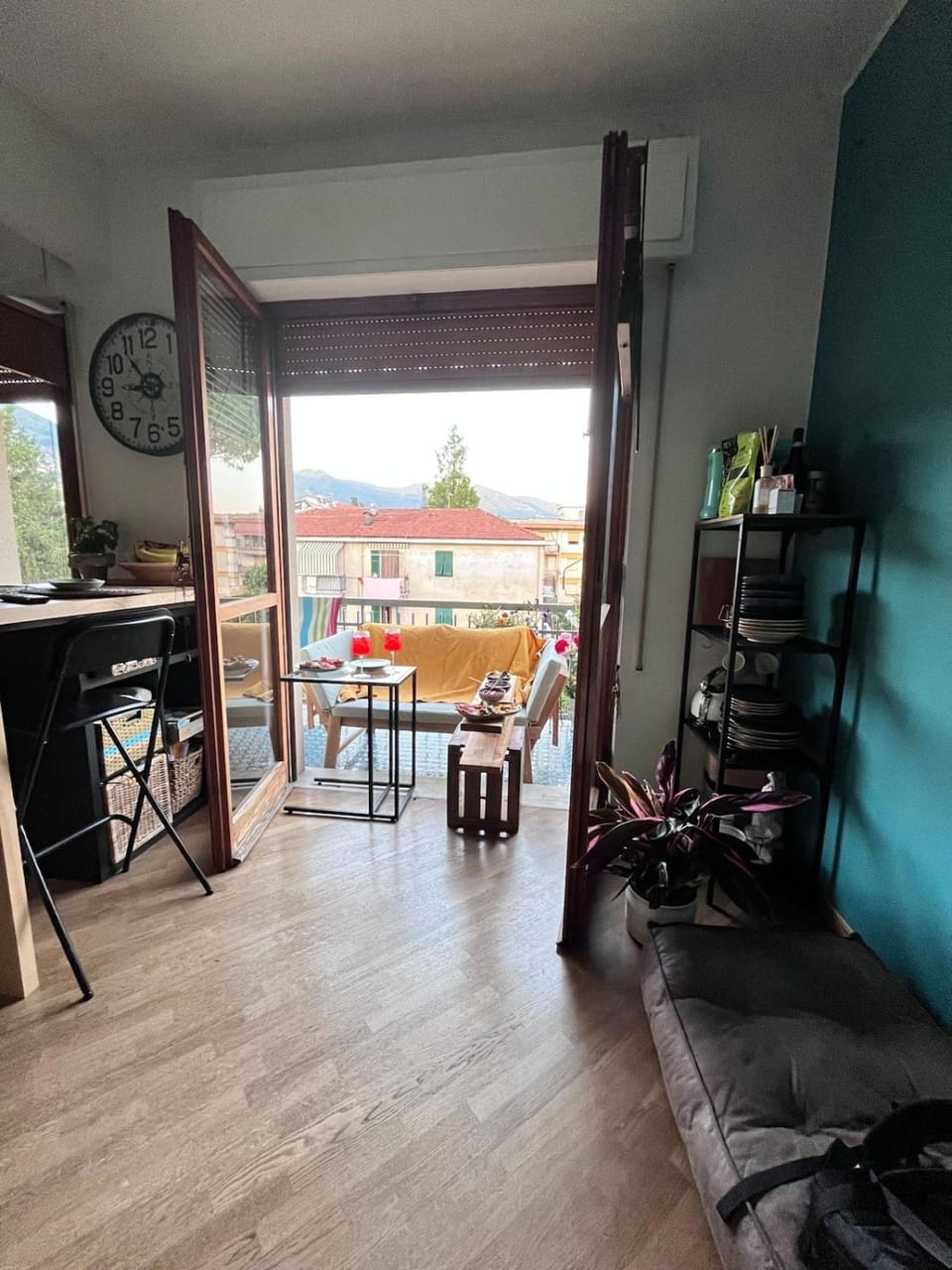 View (from property/room), Balcony/Terrace, Balcony/Terrace, Kitchen or kitchenette, Living room, Seating area, Dining area