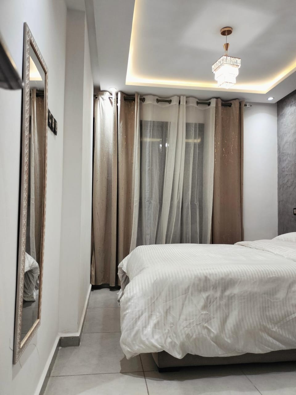 Appart Élégant & Bien Situé en face de la Gare TGV Apartment in Rabat-Salé-Kénitra