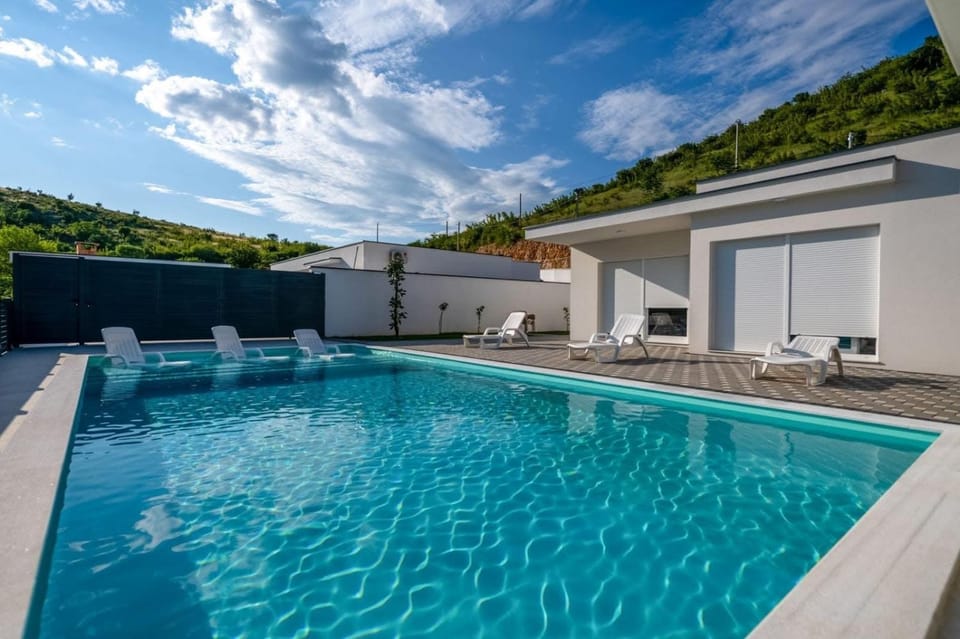 Villas Magnolia Villa in Federation of Bosnia and Herzegovina