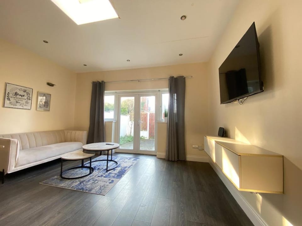 TV and multimedia, Living room
