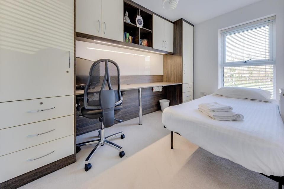 Bed, wardrobe