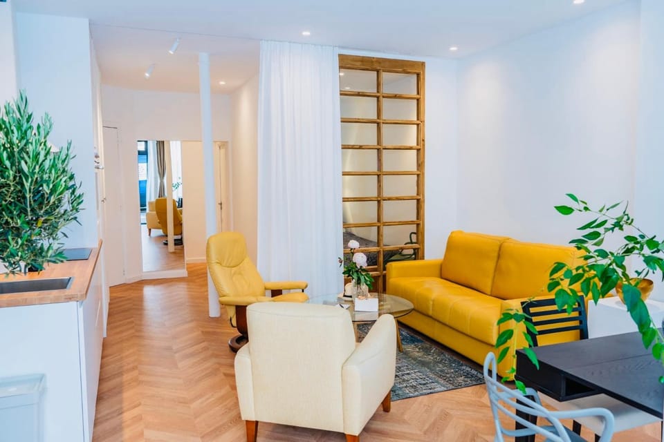 An Attractive Paris Flat near Jardin du Luxembourg , Saint-Germain Apartment in Paris