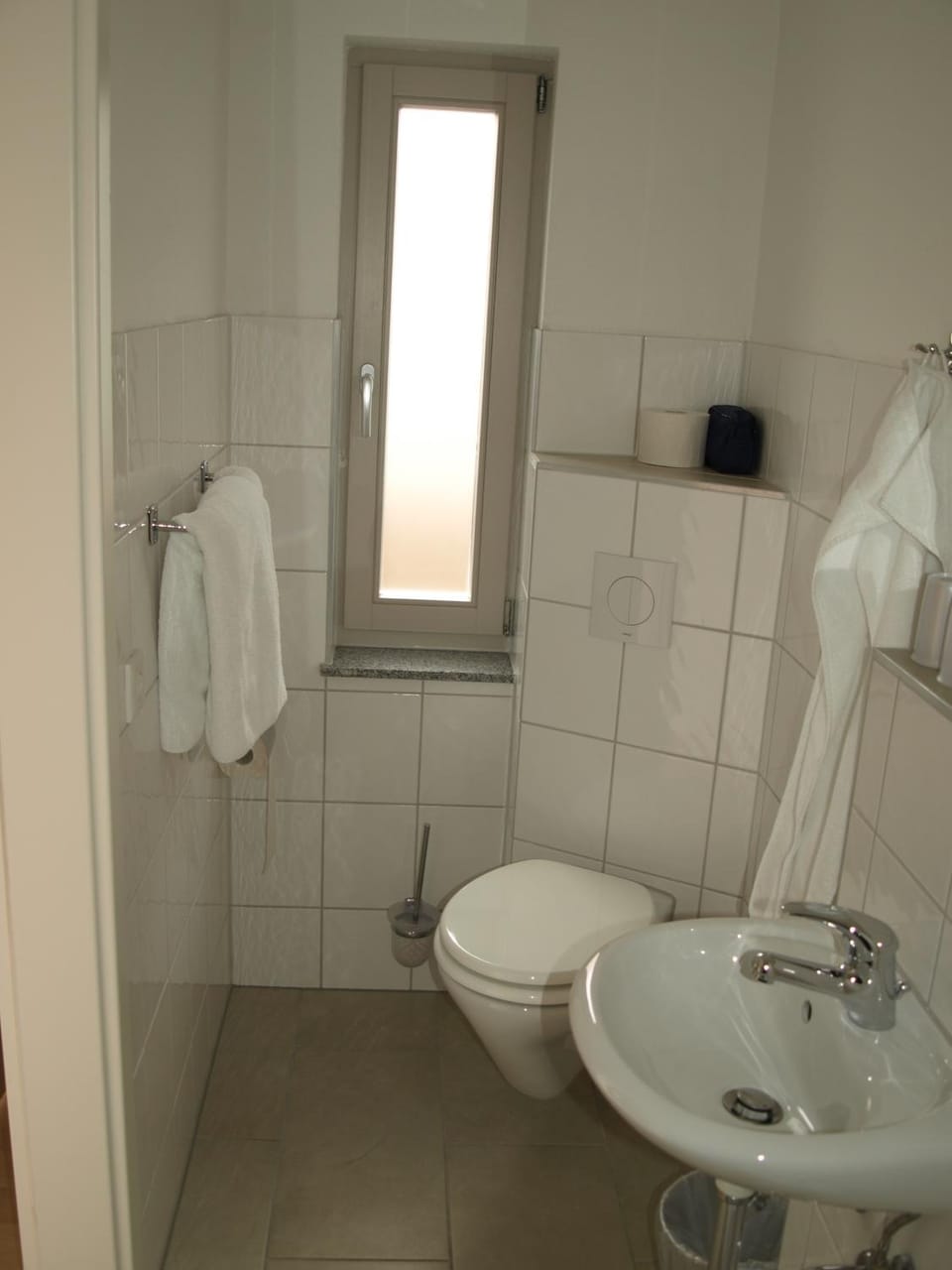 Bathroom, Photo of the whole room