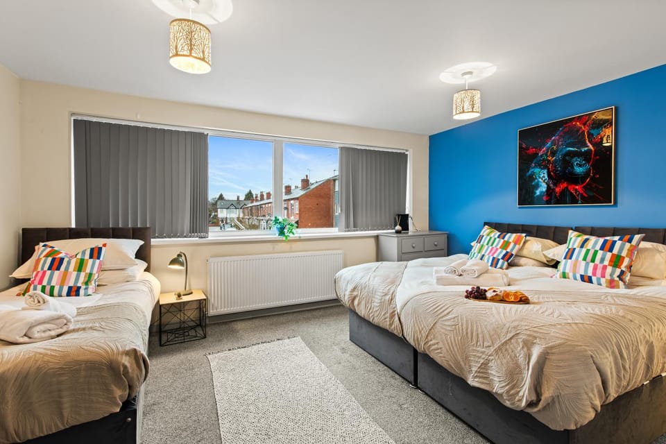 Bed, Bedroom, flat iron, storage, wardrobe