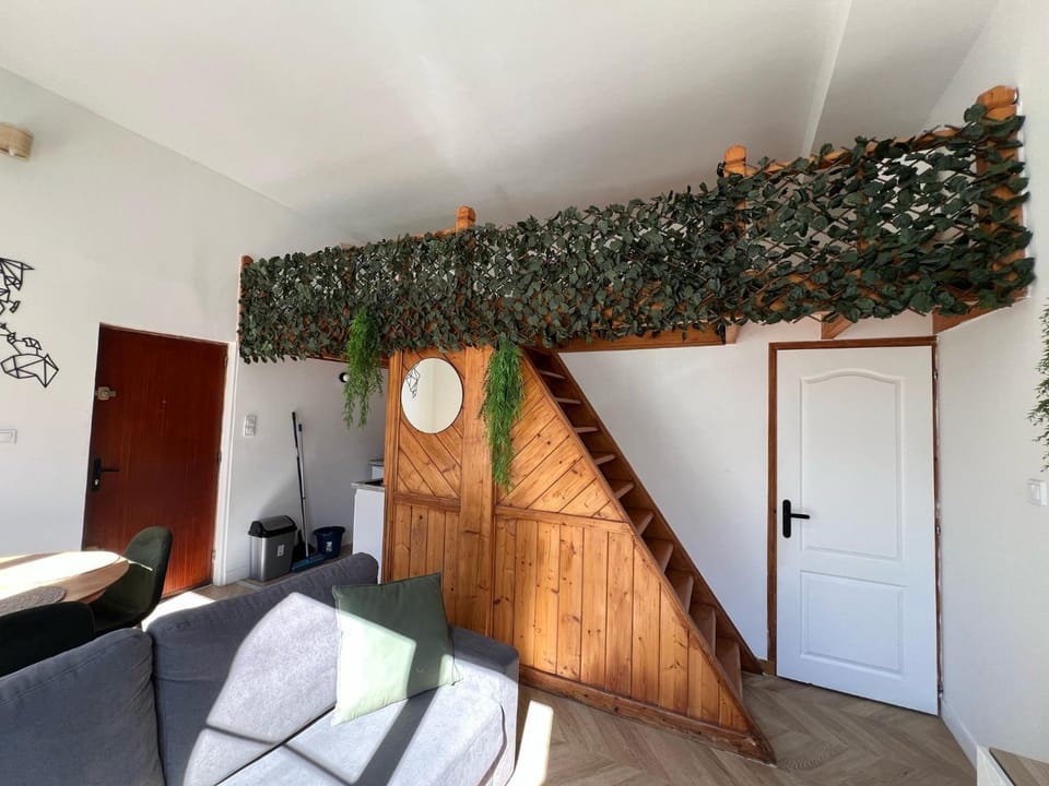 Living room, Seating area, kitchen, kitchen