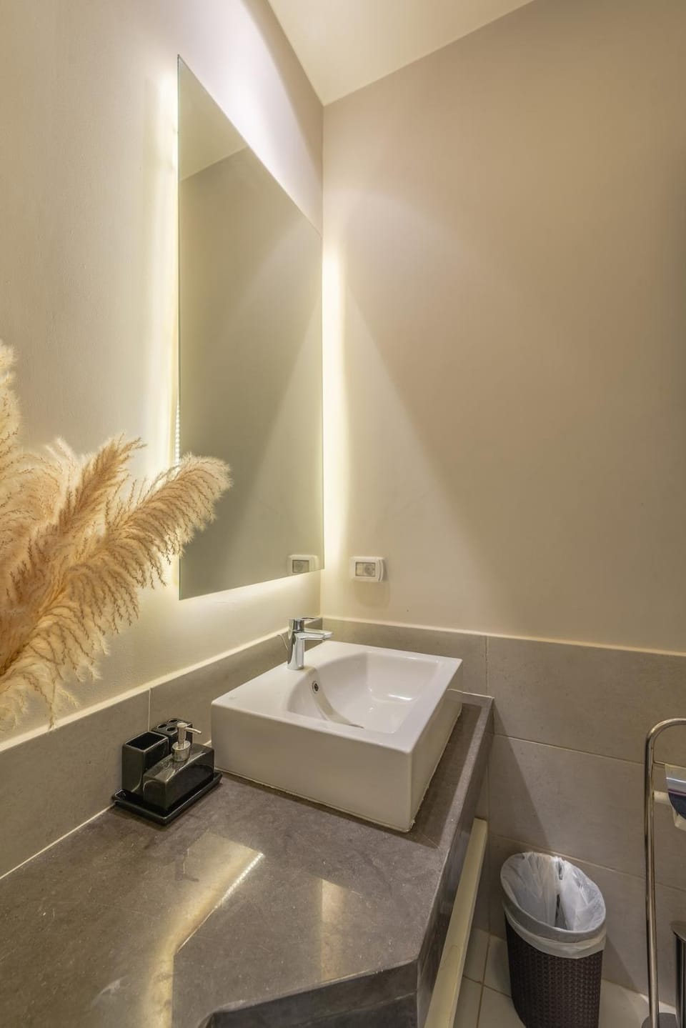 Serene Lakeview Escape 2BR at Cyan ElGouna Apartment in Hurghada
