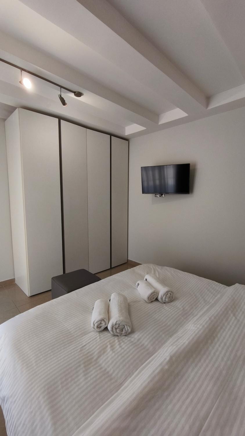 Mitropoleos Luxury Suites Apartment in Thessaloniki