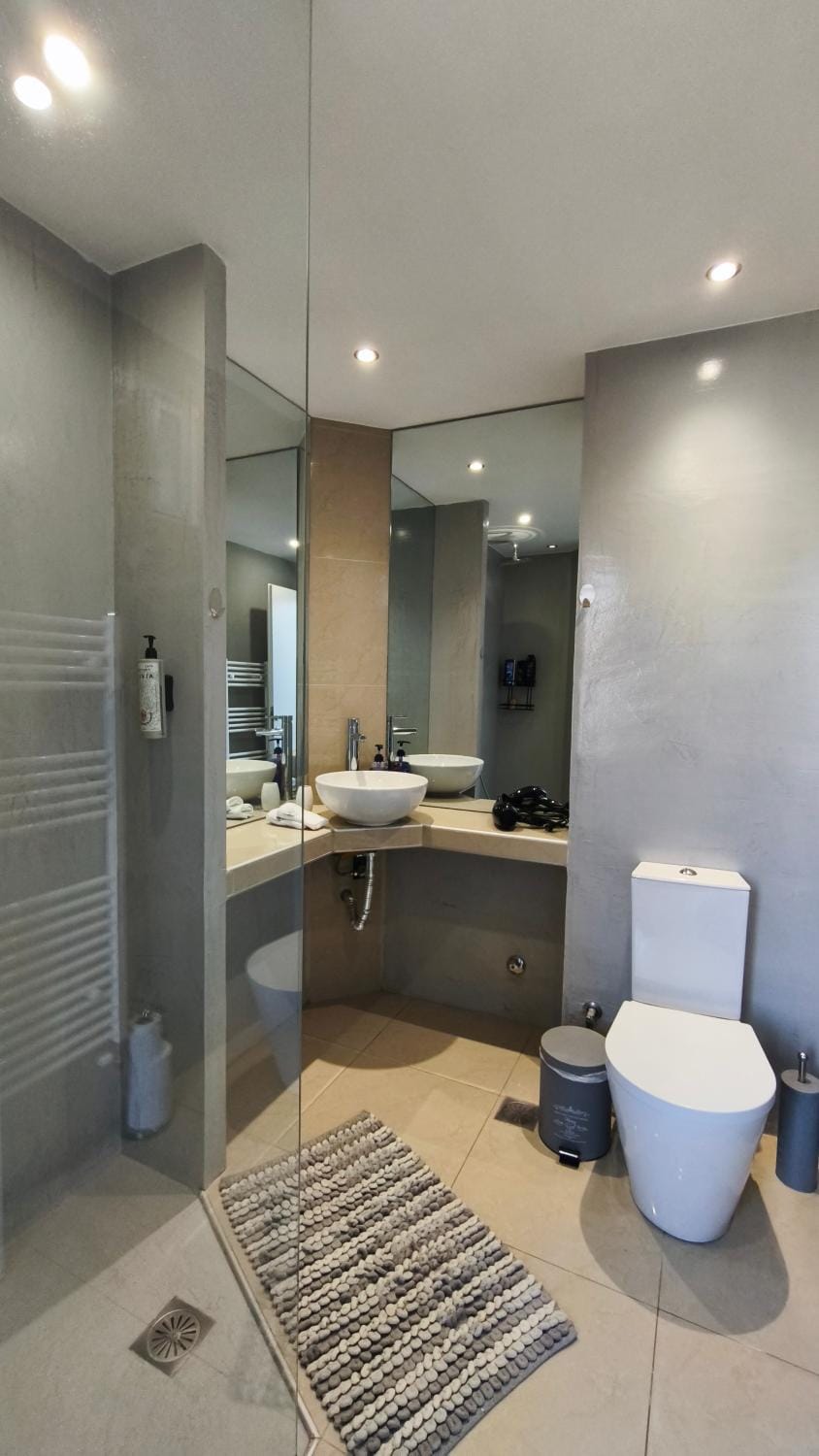 Mitropoleos Luxury Suites Apartment in Thessaloniki