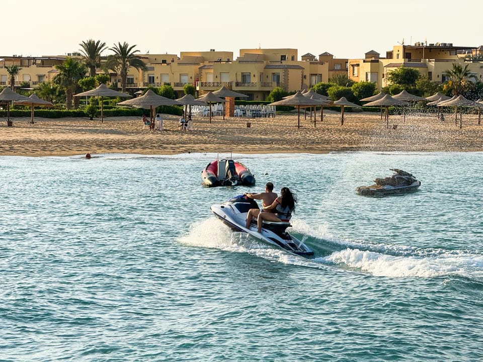 Day, People, Natural landscape, Activities, Beach, Sea view