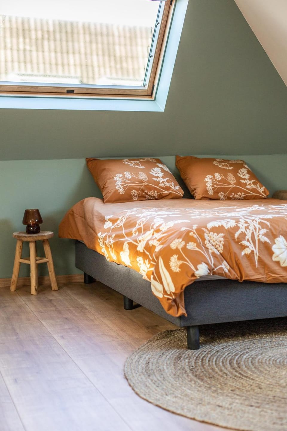 Chic 3BR Apartment near Antwerpen-Centraal Station Apartment in Antwerp