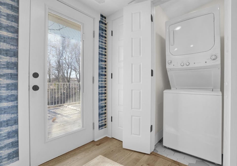 laundry, washing machine, dryer