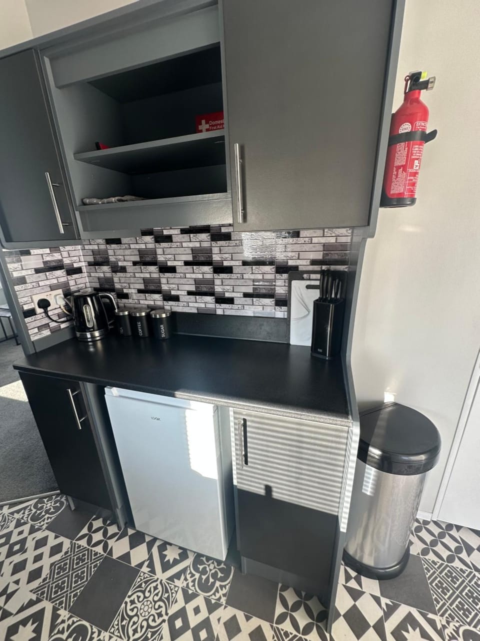 Kitchen or kitchenette