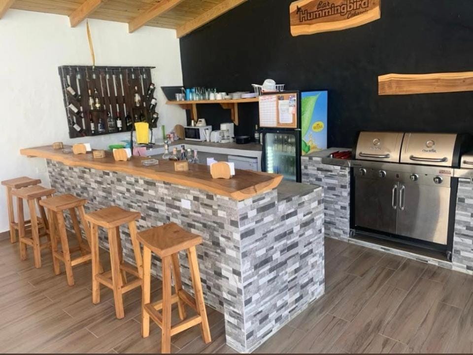 BBQ facilities, Kitchen or kitchenette, Lounge or bar