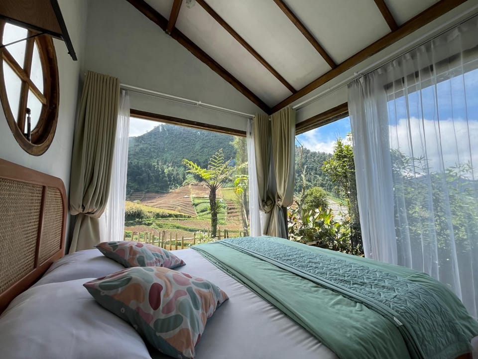 Satha private villa Dieng 3 House in Indonesia