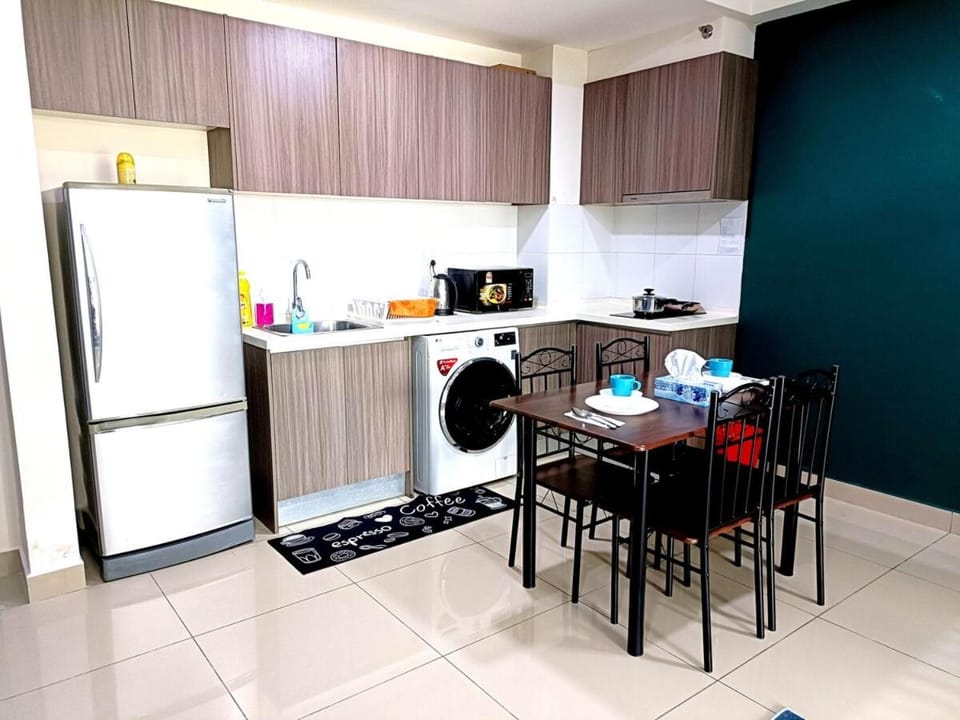 A-02-08 Blue Ocean Suite Hyve WiFi NETFLIX Free Parking Apartment in Putrajaya