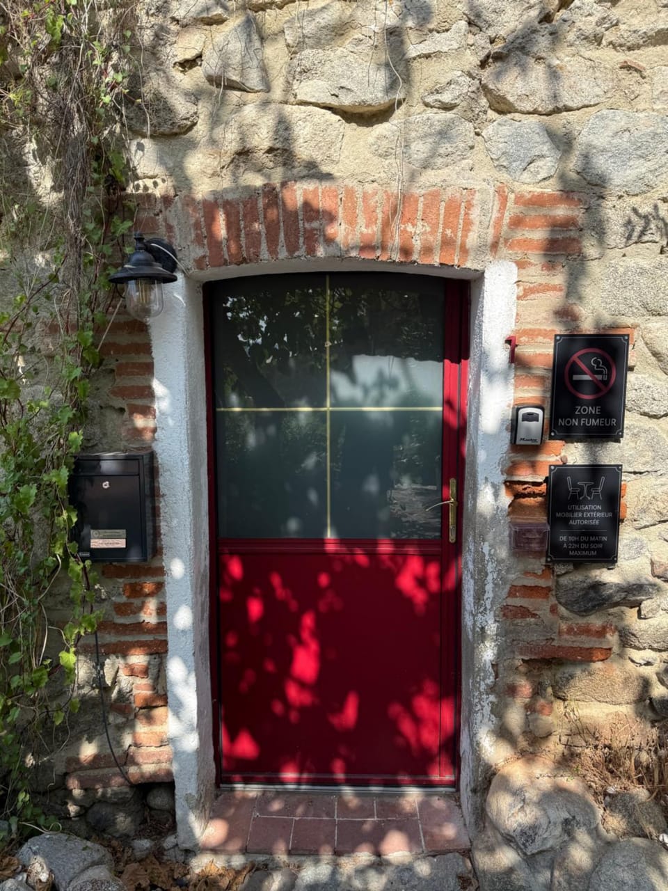 Charming stone house in Eus - Vue sur les Montagnes & Confort 2025 House in Occitanie