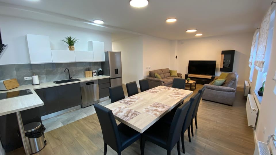 Kitchen or kitchenette, Living room, Dining area