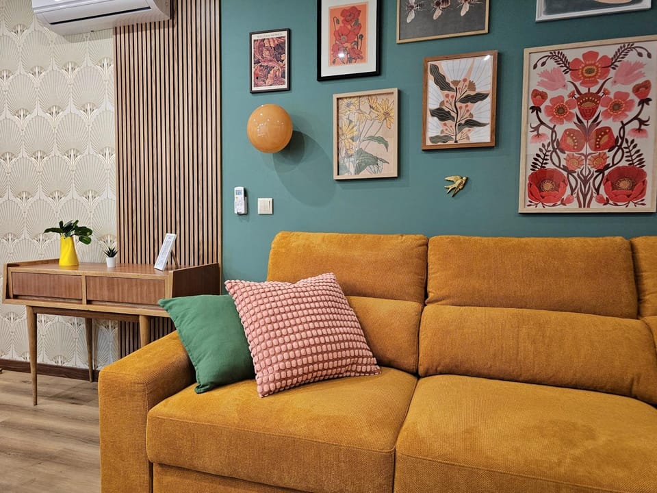 Living room, Seating area