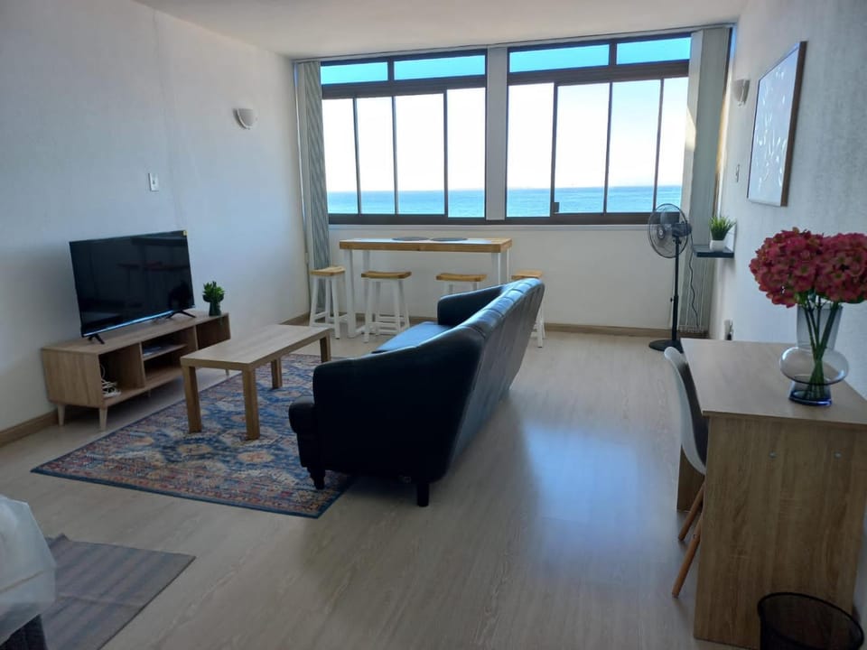Mouille Grange 402 Sea View Apartment Apartment in Cape Town