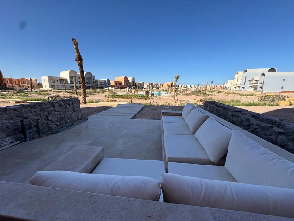 View (from property/room), Balcony/Terrace, Seating area